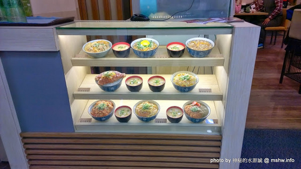 鮮五丼(忠明店):【食記】台中DonMono 鮮五丼丼飯專賣店忠明店@北區大潤發 : 口味表現不俗,價格尚稱實惠!