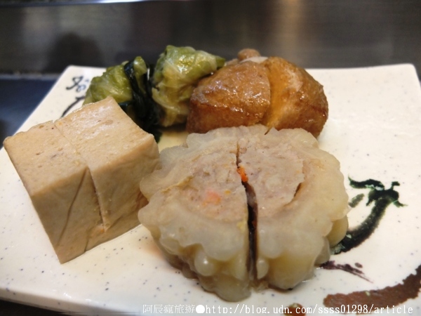 關東煮壽司(屏東夜市第35攤)：【美食特搜。屏東市】關東煮壽司。大嗑一盤鮮美生魚片 百搭的哇沙米沾醬 屏東夜市美食篇