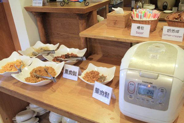 清境，合法民宿，莫內花園民宿，貓貓民宿