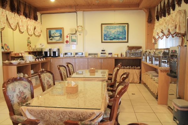 清境，合法民宿，莫內花園民宿，貓貓民宿