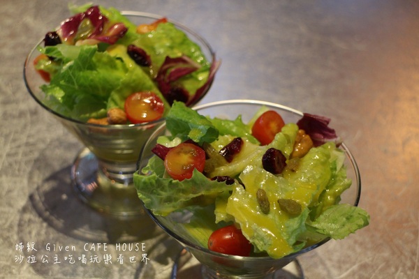 姊紋given CAFE HOUSE:台北,信義『姊紋given CAFE HOUSE』3D立體拉花/包場/捷運市政府站