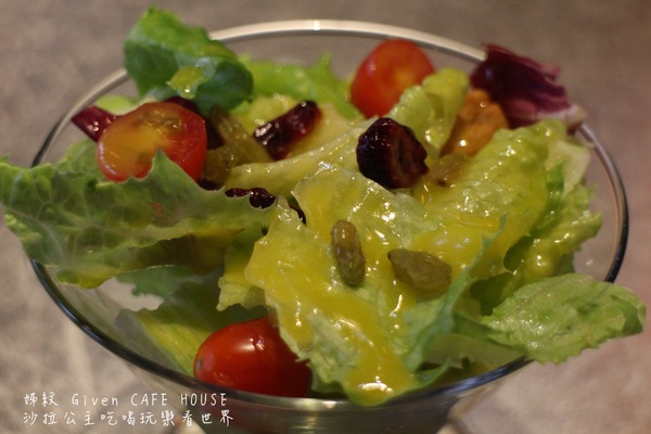 姊紋given CAFE HOUSE:台北,信義『姊紋given CAFE HOUSE』3D立體拉花/包場/捷運市政府站