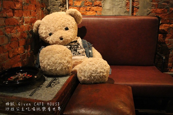 姊紋given CAFE HOUSE:台北,信義『姊紋given CAFE HOUSE』3D立體拉花/包場/捷運市政府站