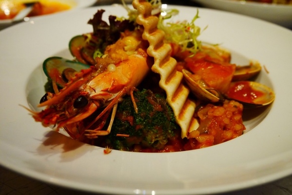 姊紋given CAFE HOUSE:食。北市信義區【捷運市府站】咖啡、美食、調酒、沙發 姊紋 given CAFE HOUSE 在巷弄間等你駐留