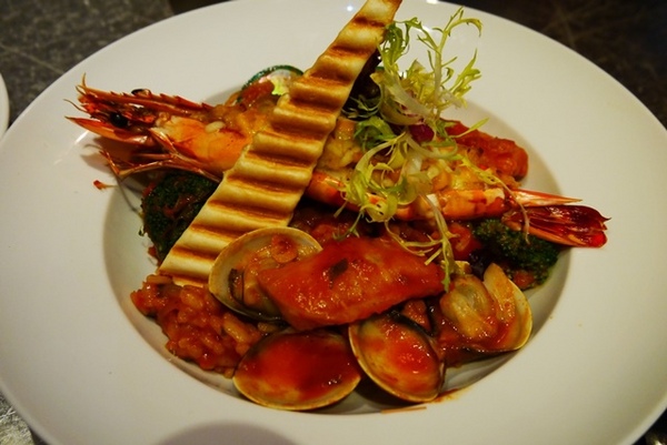 姊紋given CAFE HOUSE:食。北市信義區【捷運市府站】咖啡、美食、調酒、沙發 姊紋 given CAFE HOUSE 在巷弄間等你駐留