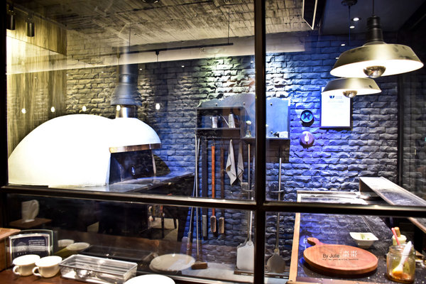 棗棗DATE:台南 永康區.手工道地拿坡里披薩就在 棗棗DATE