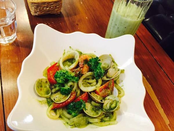 鳳朝手作咖啡館：木柵鳳朝手作咖啡館二訪 終於喝到肖想很久的手沖咖啡!