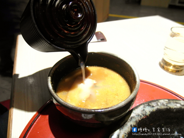 山頭火拉麵:〖台中│美食〗山頭火拉麵 ❤ 來自日本北海道旭川道地拉麵店,湯頭超濃郁!!拉麵款式眾多,還有沾麵及定食可以選擇唷!!