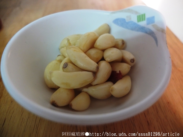 大埔(自製)大腸香腸:【美食特搜。屏東市】大埔(自製)大腸香腸。無店名炭烤香腸攤 內行食客都知道 屏東大埔美食篇