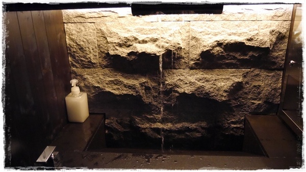 札幌炎神拉麵(台灣店)：【台北◍•ᴗ•◍東區】美食・札幌炎神拉麵　台灣店-海外第一號店✯捷運國父紀念館站｜1300度放射火焰的濃厚美味