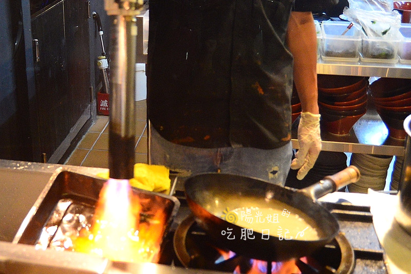 taiwan-engine24.JPG - 札幌炎神拉麵(台灣店)