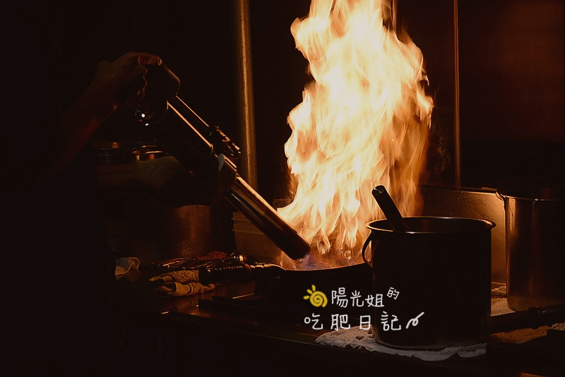 taiwan-engine17.JPG - 札幌炎神拉麵(台灣店)