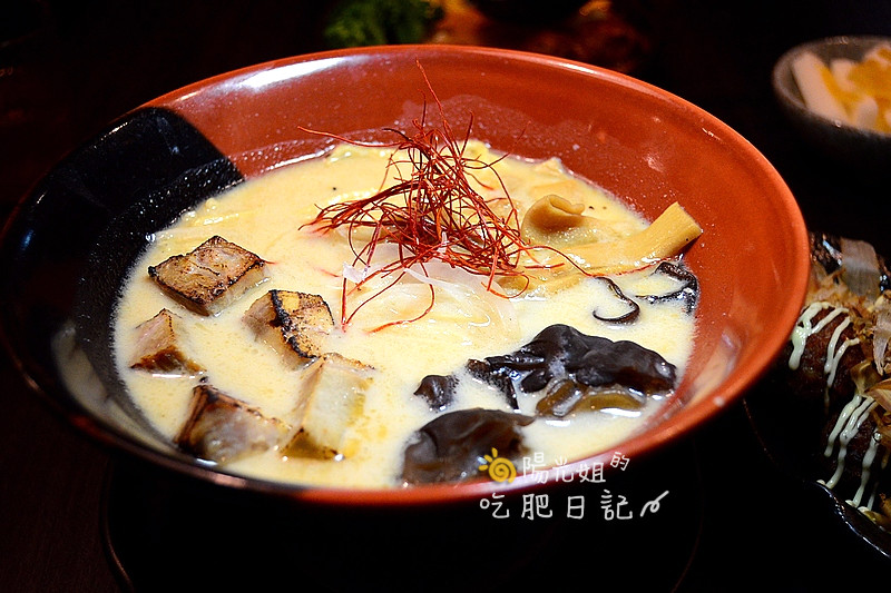 taiwan-engine15.JPG - 札幌炎神拉麵(台灣店)