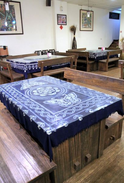 清境水擺夷民宿餐廳,奇珍包料魚,清境高麗菜,酸木瓜湯,雲南椒麻雞