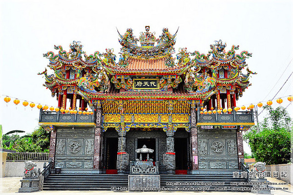 新光里北寮老街彩繪村:【臺南】關廟區。北寮老街 新光里彩繪村