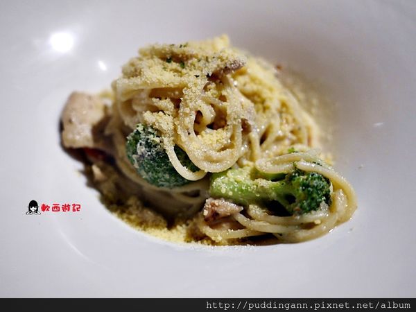 P1490808番茄雞肉野菇麵.JPG