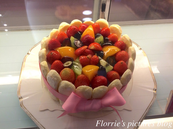 Aposo艾波索幸福甜點：三峽區美食~Aposo艾波索烘焙坊~香濃迷人的黑金磚巧克力蛋糕