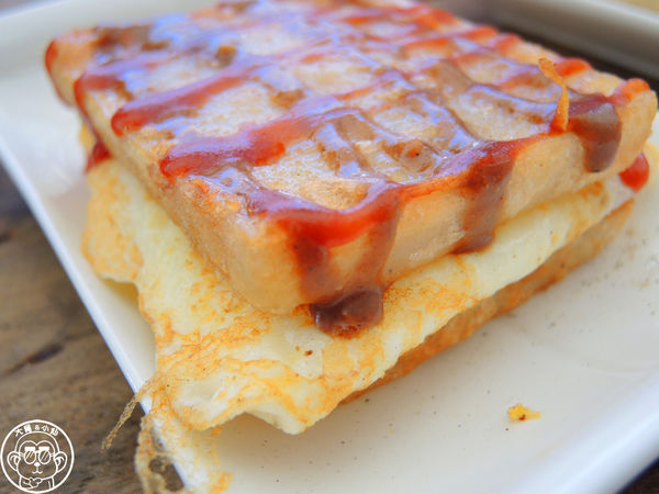 朝日吐司部：呷飽祙【宜蘭羅東･朝日吐司部】超夯的碳烤吐司來這吃