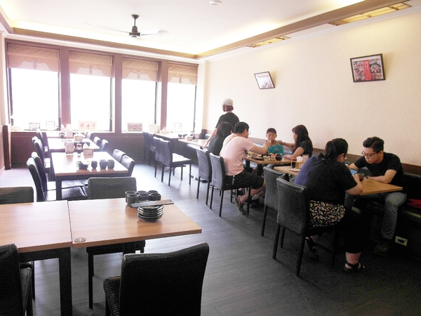 小椿食堂:【台南||中西區】小椿食堂──平價美味、份量實在的日式家庭料理!