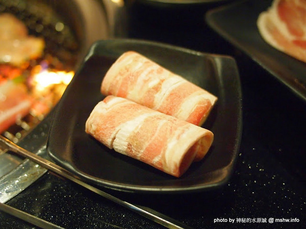 福岡燒肉:【食記】台中福岡燒肉@南屯龍富夜市 : 啤酒暢飲的平價火鍋燒肉吃到飽!