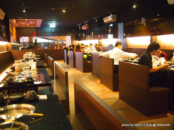 福岡燒肉:【食記】台中福岡燒肉@南屯龍富夜市 : 啤酒暢飲的平價火鍋燒肉吃到飽!