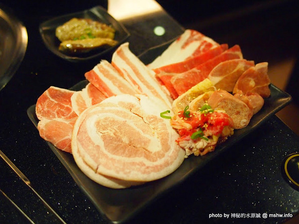 福岡燒肉:【食記】台中福岡燒肉@南屯龍富夜市 : 啤酒暢飲的平價火鍋燒肉吃到飽!