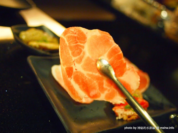 福岡燒肉:【食記】台中福岡燒肉@南屯龍富夜市 : 啤酒暢飲的平價火鍋燒肉吃到飽!