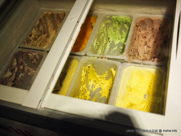 福岡燒肉:【食記】台中福岡燒肉@南屯龍富夜市 : 啤酒暢飲的平價火鍋燒肉吃到飽!