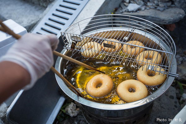 神山小米甜甜圈:【食記】{屏東。霧台鄉}單純的口味豐富的味道神山小米甜甜圈