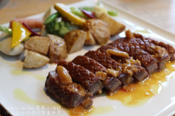 雷蒙小酒館Taverna Del Ray：內湖科技園區『雷蒙小酒館Taverna Del Ray』陽光村菠啾花園旁