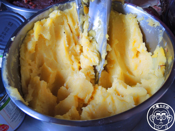 林阿姨紅豆餅：呷飽祙【台北萬華･林阿姨紅豆餅】隱藏版巷弄車輪餅