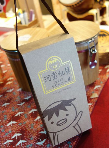 蝦米工坊:工廠自產自銷 蝦米工坊 安平蝦餅~台南伴手禮 台南美食 文創設計 體面大方