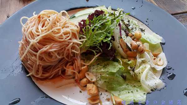 紅頂穀創文創樂園(Red Barn Factory&Tours)：[邀約][高雄][景點]馬玉山紅頂穀創~親子同遊新樂園