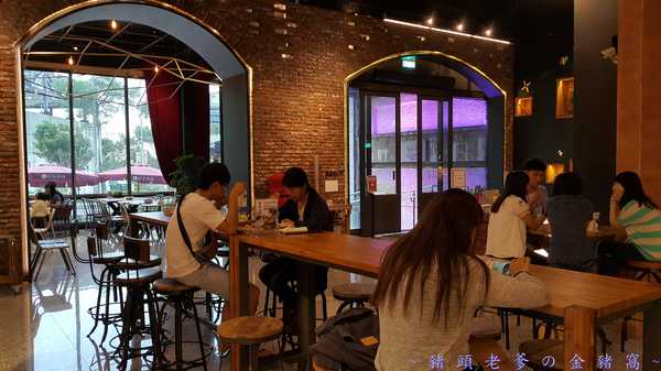 紅頂穀創文創樂園(Red Barn Factory&Tours)：[邀約][高雄][景點]馬玉山紅頂穀創~親子同遊新樂園