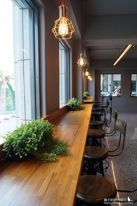 高雄左營_馬玉山紅頂穀創