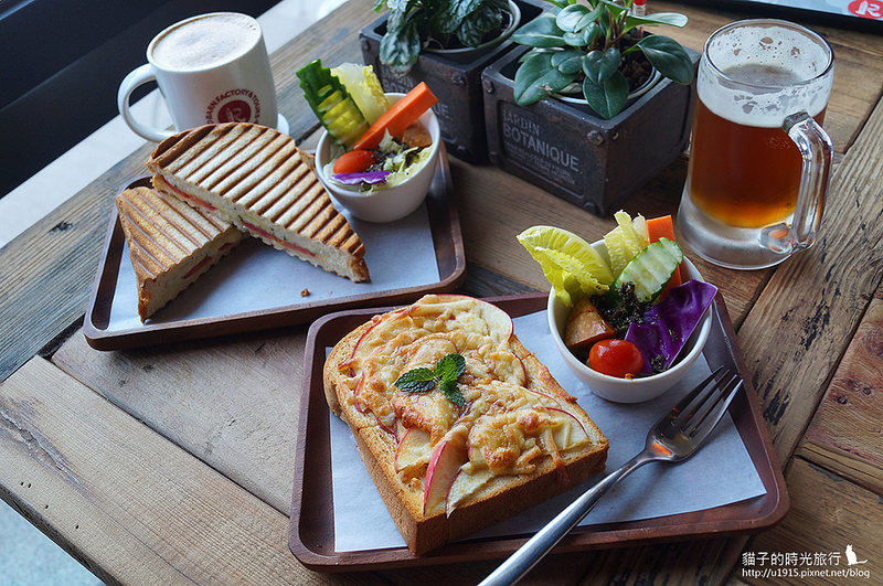 高雄左營_馬玉山紅頂穀創