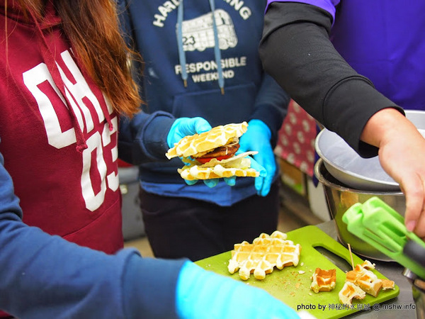 Migo蜜果鬆餅：【食記】彰化MIGO 蜜果創意鬆餅漢堡-健康甜蜜好滋味@員林 : 手工現烤,甜而不膩,MOS漢堡風的烈日比利時鬆餅