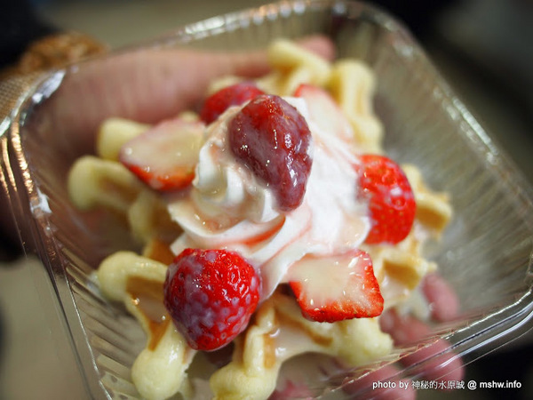 Migo蜜果鬆餅：【食記】彰化MIGO 蜜果創意鬆餅漢堡-健康甜蜜好滋味@員林 : 手工現烤,甜而不膩,MOS漢堡風的烈日比利時鬆餅