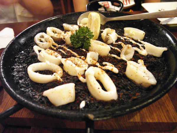 PS TAPAS 西班牙餐酒館:【忠孝敦化】PS TAPAS西班牙餐酒館。迷人的西班牙蒜味蝦