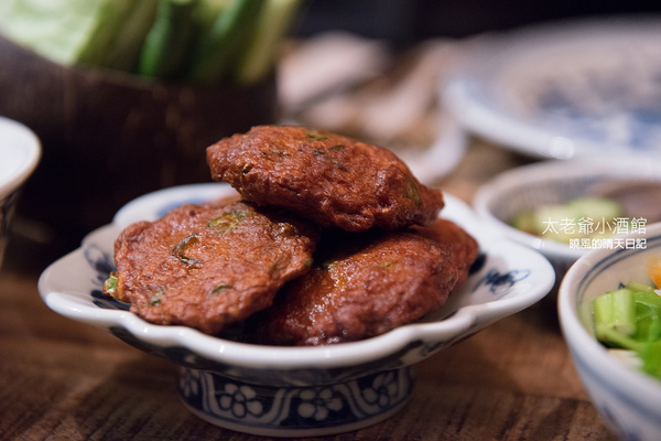 太老爺小酒館：【口碑券|太老爺小酒館】咖哩肥蟹值得一嚐的泰式小酒館