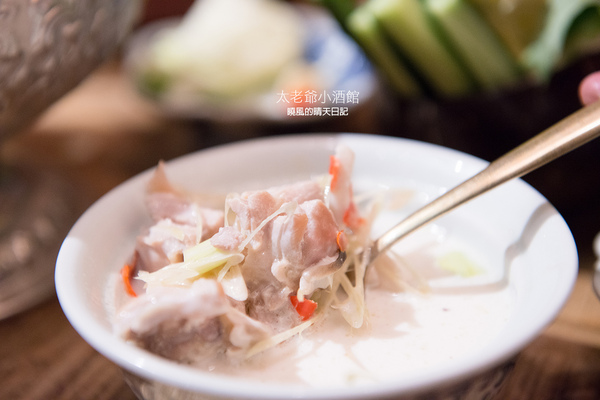 太老爺小酒館：【口碑券|太老爺小酒館】咖哩肥蟹值得一嚐的泰式小酒館