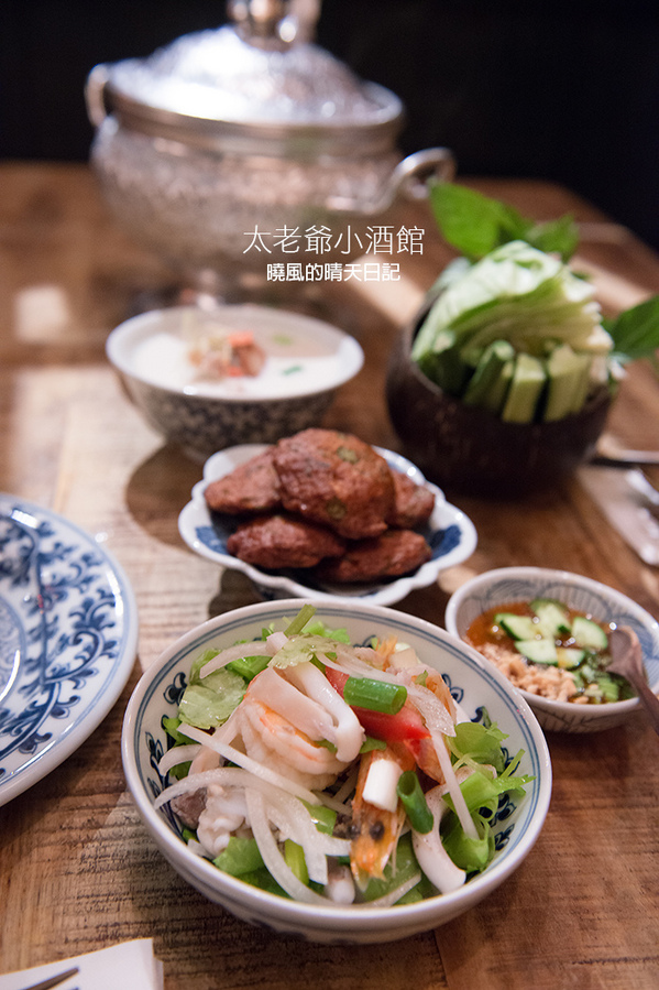 太老爺小酒館：【口碑券|太老爺小酒館】咖哩肥蟹值得一嚐的泰式小酒館