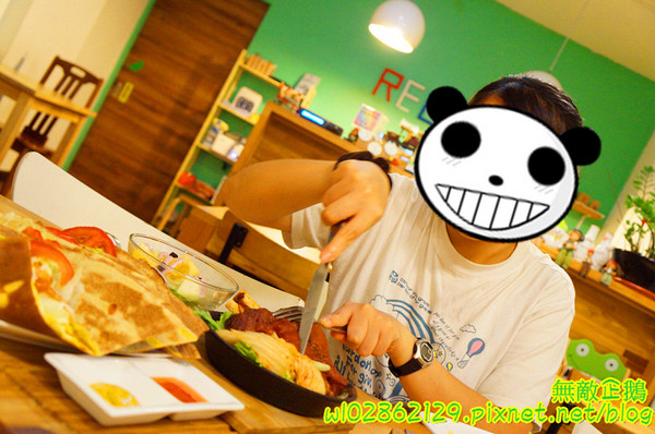 Relax.brunch 輕鬆點早午餐：【台南-東區】鐵鍋煎餅x青醬蛋包飯...超萌雪人聖代登場!!《Relax.brunch 輕鬆點早午餐》