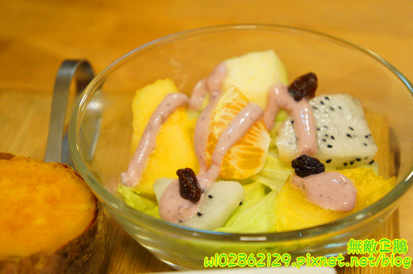 Relax.brunch 輕鬆點早午餐：【台南-東區】鐵鍋煎餅x青醬蛋包飯...超萌雪人聖代登場!!《Relax.brunch 輕鬆點早午餐》