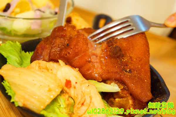 Relax.brunch 輕鬆點早午餐：【台南-東區】鐵鍋煎餅x青醬蛋包飯...超萌雪人聖代登場!!《Relax.brunch 輕鬆點早午餐》