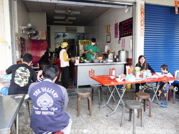 歸來肉圓:【美食特搜。屏東市】歸來肉圓老店。獨創口味牛蒡肉圓 限量供應晚來吃不到