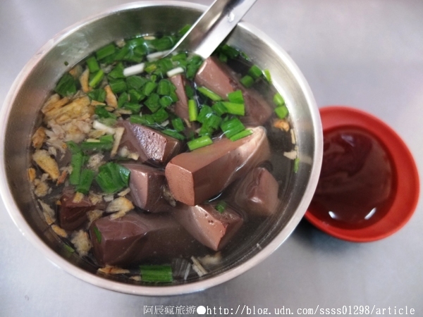 歸來肉圓:【美食特搜。屏東市】歸來肉圓老店。獨創口味牛蒡肉圓 限量供應晚來吃不到