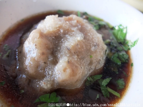 歸來肉圓:【美食特搜。屏東市】歸來肉圓老店。獨創口味牛蒡肉圓 限量供應晚來吃不到