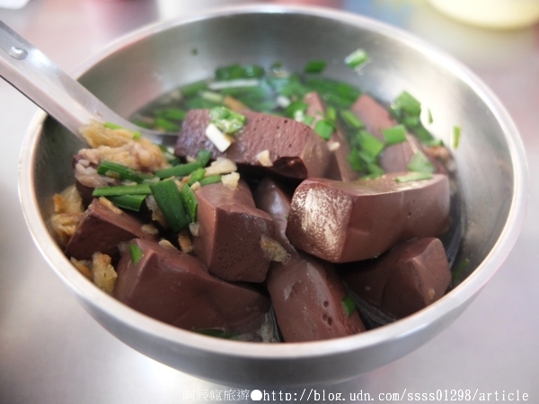 歸來肉圓:【美食特搜。屏東市】歸來肉圓老店。獨創口味牛蒡肉圓 限量供應晚來吃不到