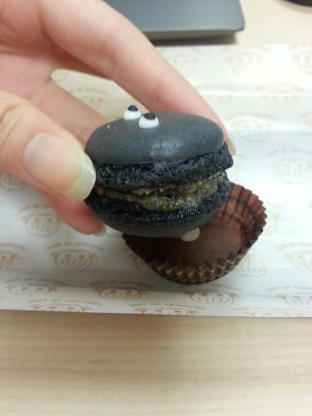 Nina  妮娜巧克力工坊：【伴手禮】超萌龍貓馬卡龍禮盒在Nina妮娜巧克力工坊